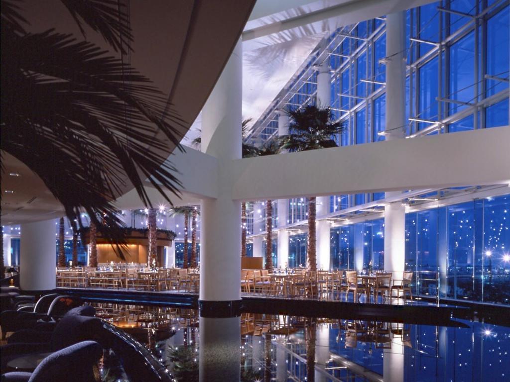 The Yokohama Bay Hotel Tokyu Exterior foto